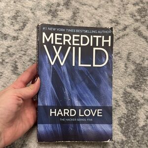 Meredith Wild 'Hard Love' Book